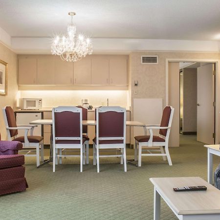 Clarion Hotel & Conference Centre Fort Erie Extérieur photo