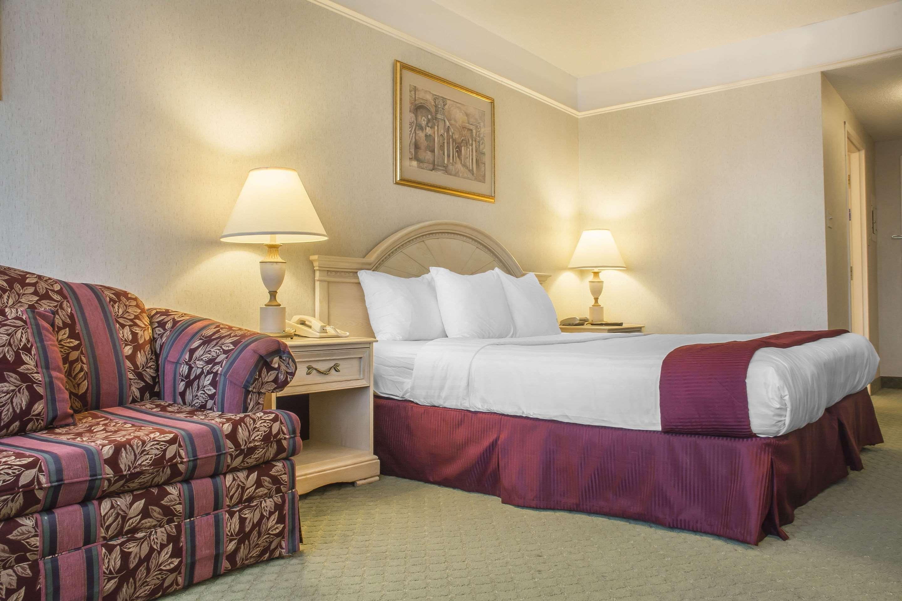 Clarion Hotel & Conference Centre Fort Erie Extérieur photo