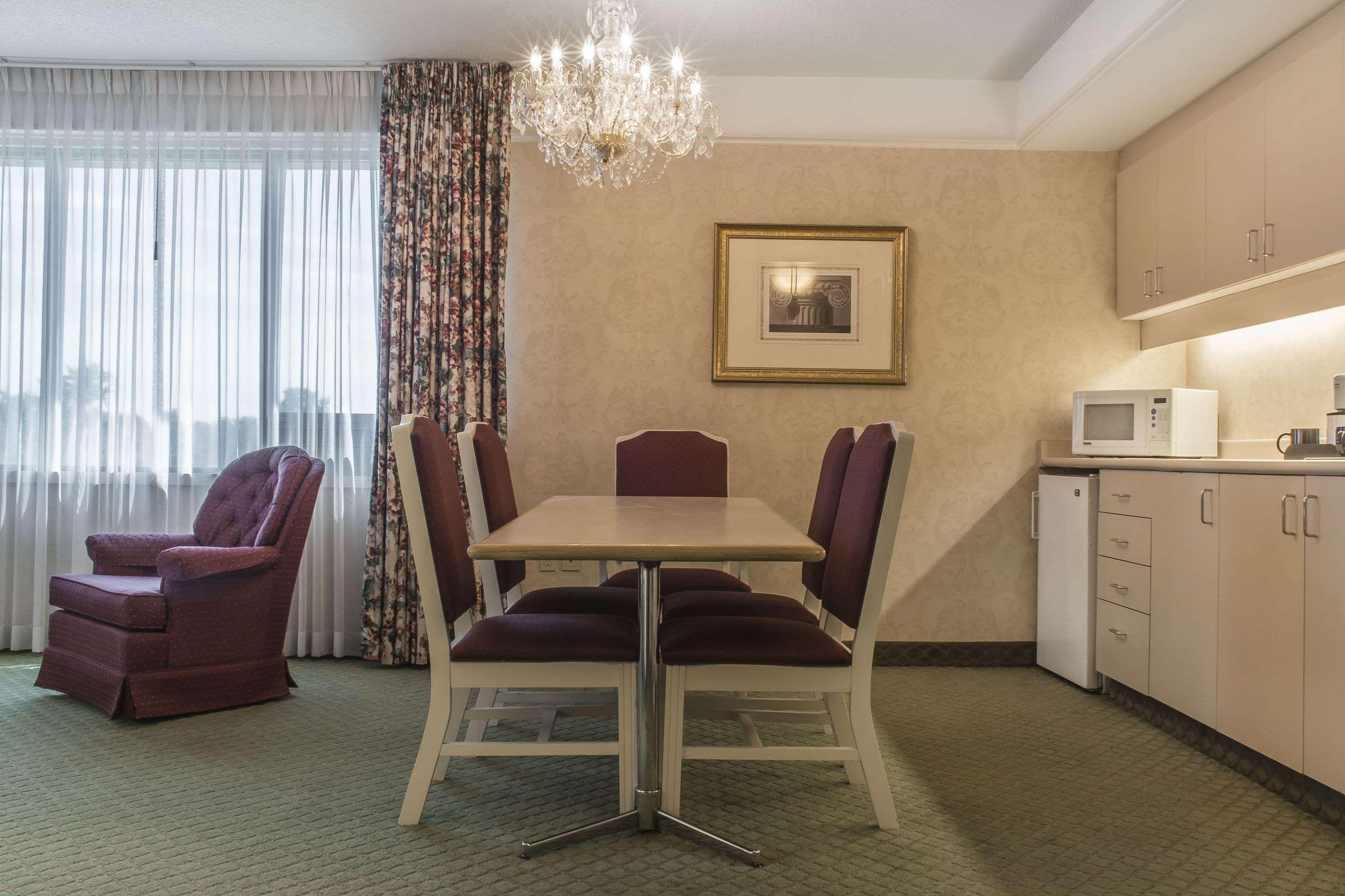 Clarion Hotel & Conference Centre Fort Erie Extérieur photo