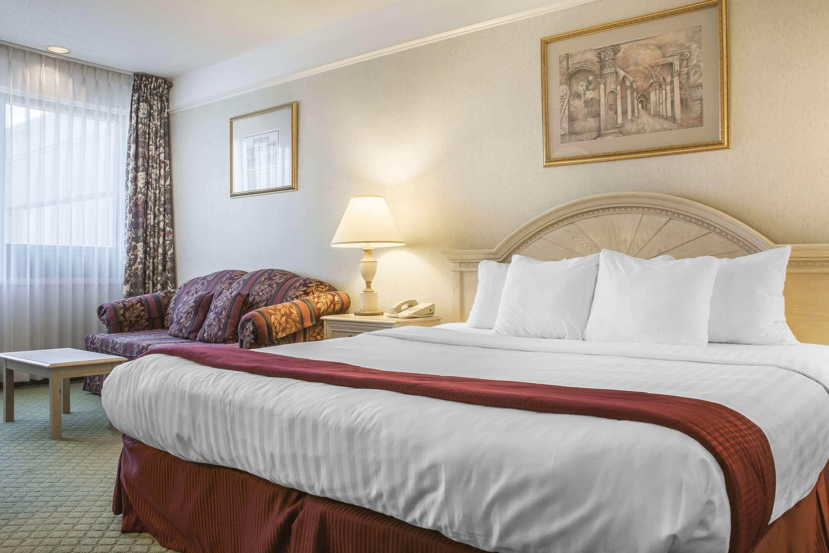 Clarion Hotel & Conference Centre Fort Erie Extérieur photo