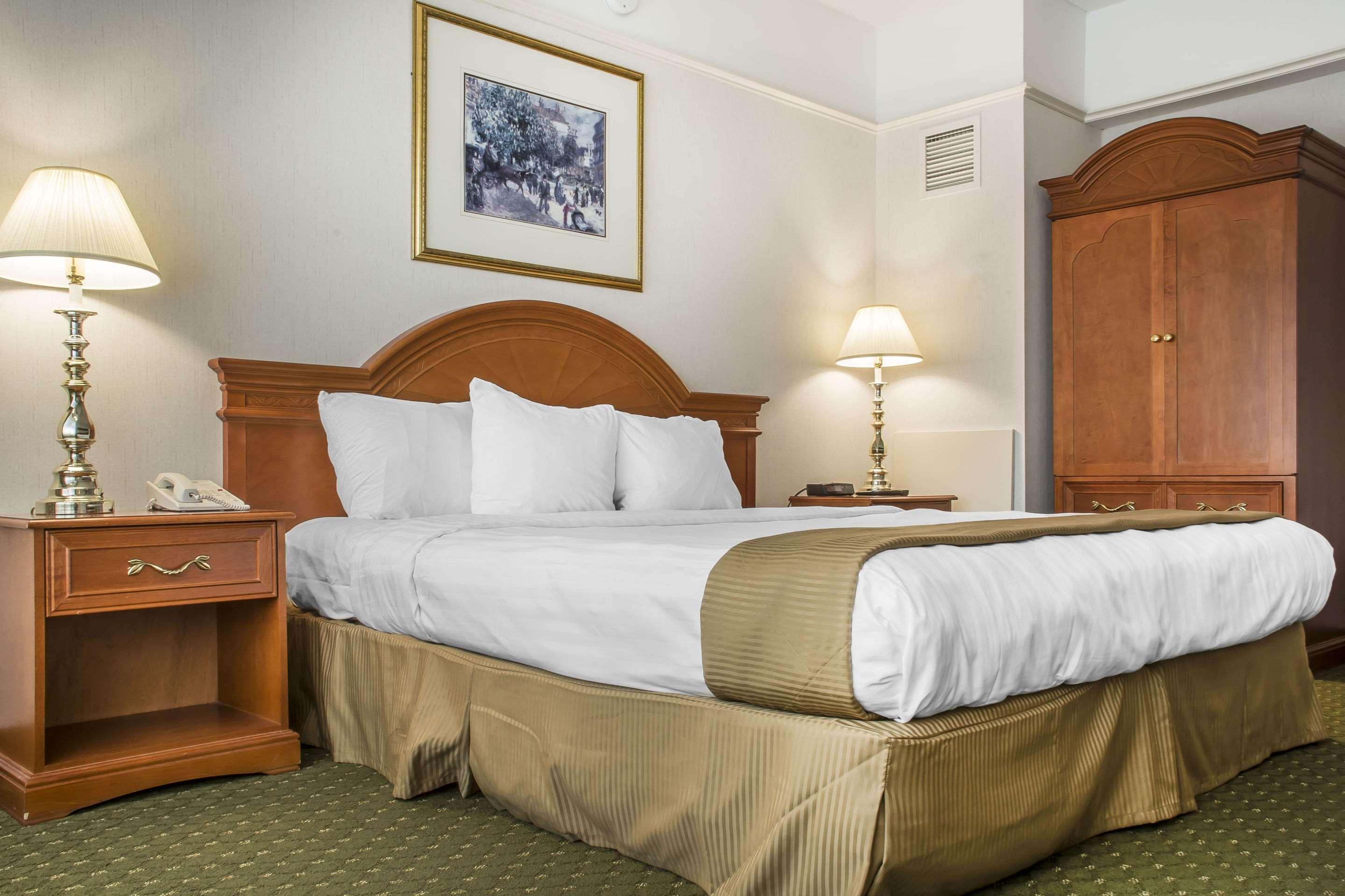 Clarion Hotel & Conference Centre Fort Erie Extérieur photo