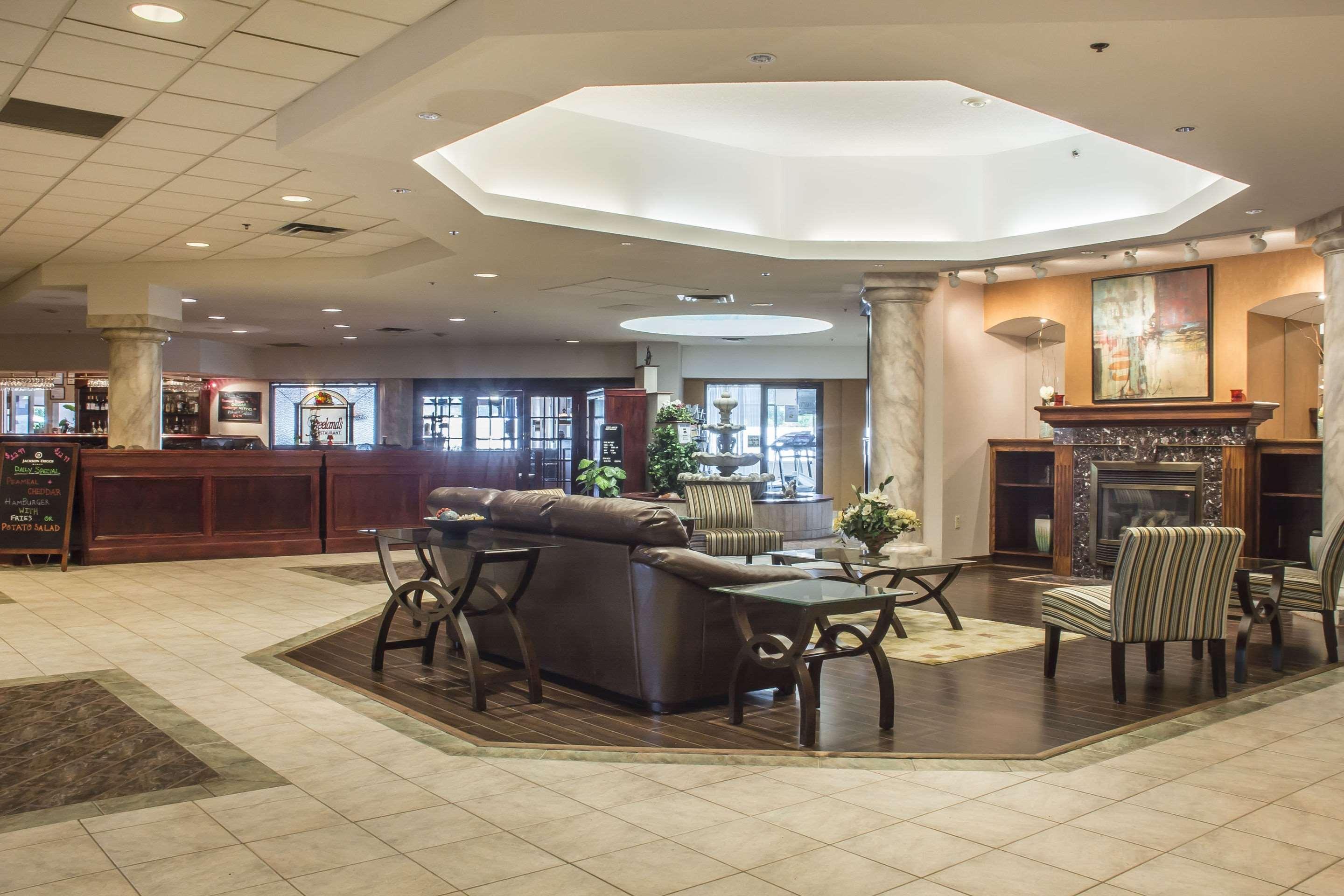 Clarion Hotel & Conference Centre Fort Erie Extérieur photo