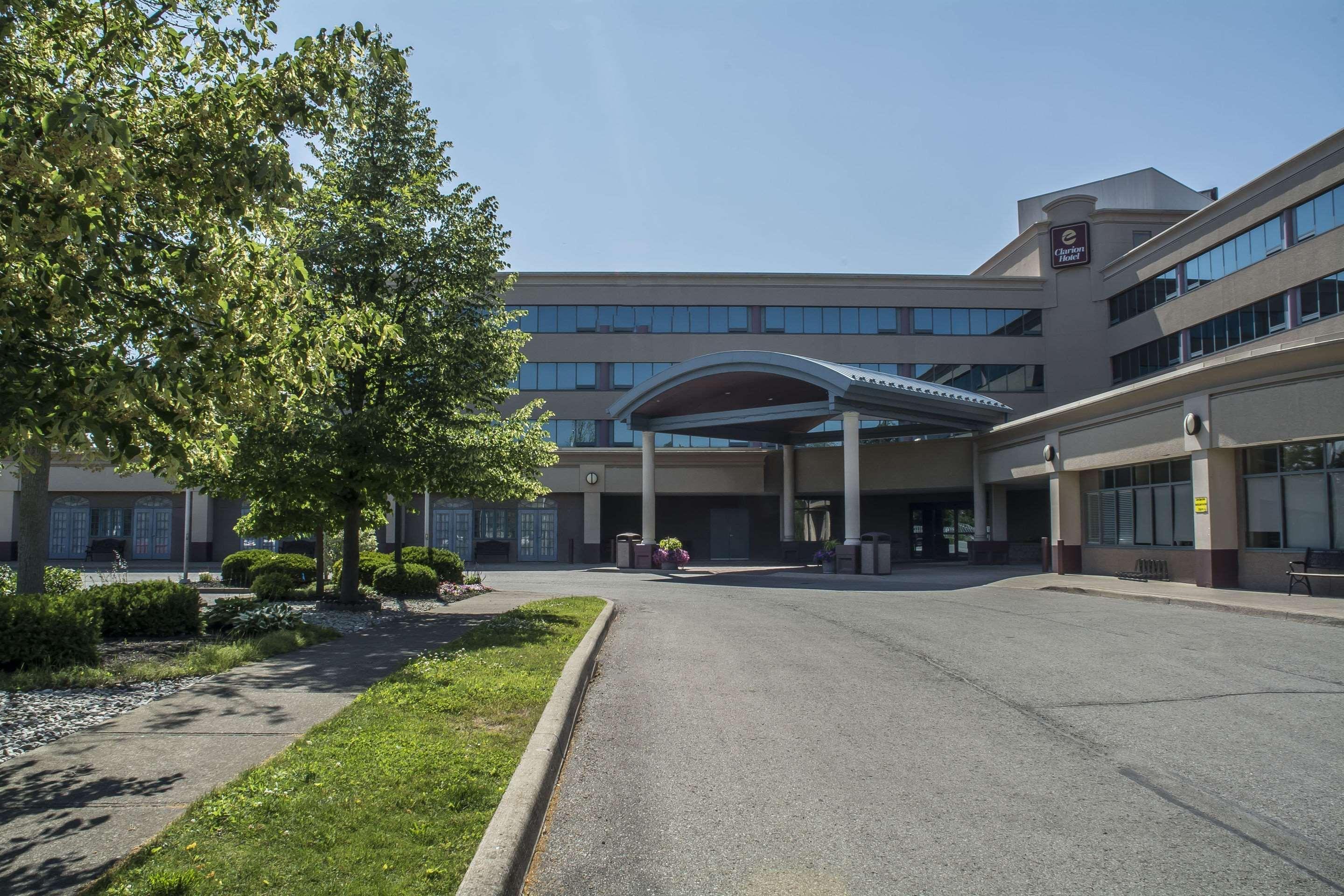 Clarion Hotel & Conference Centre Fort Erie Extérieur photo