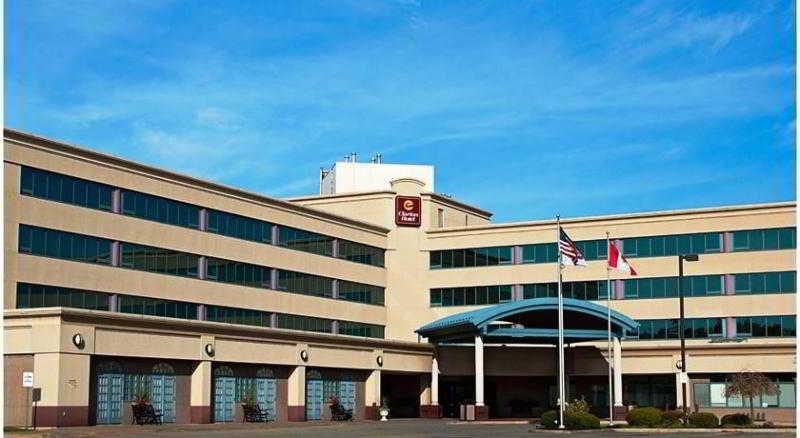 Clarion Hotel & Conference Centre Fort Erie Extérieur photo