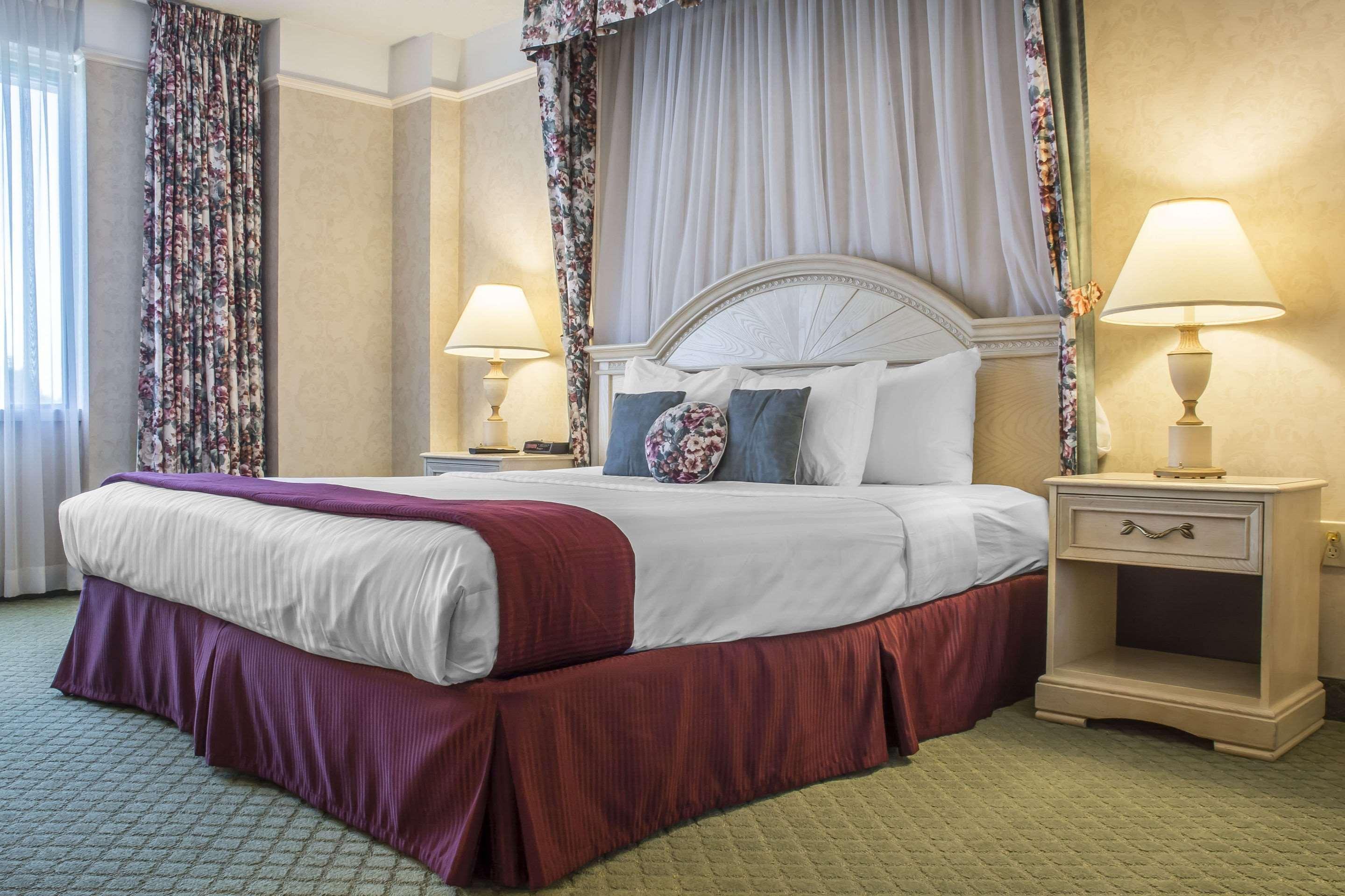 Clarion Hotel & Conference Centre Fort Erie Extérieur photo