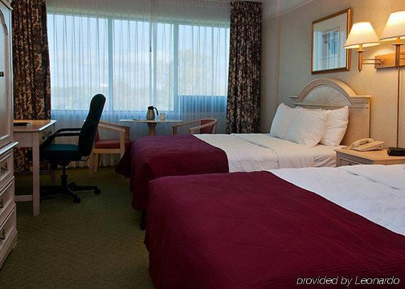 Clarion Hotel & Conference Centre Fort Erie Chambre photo