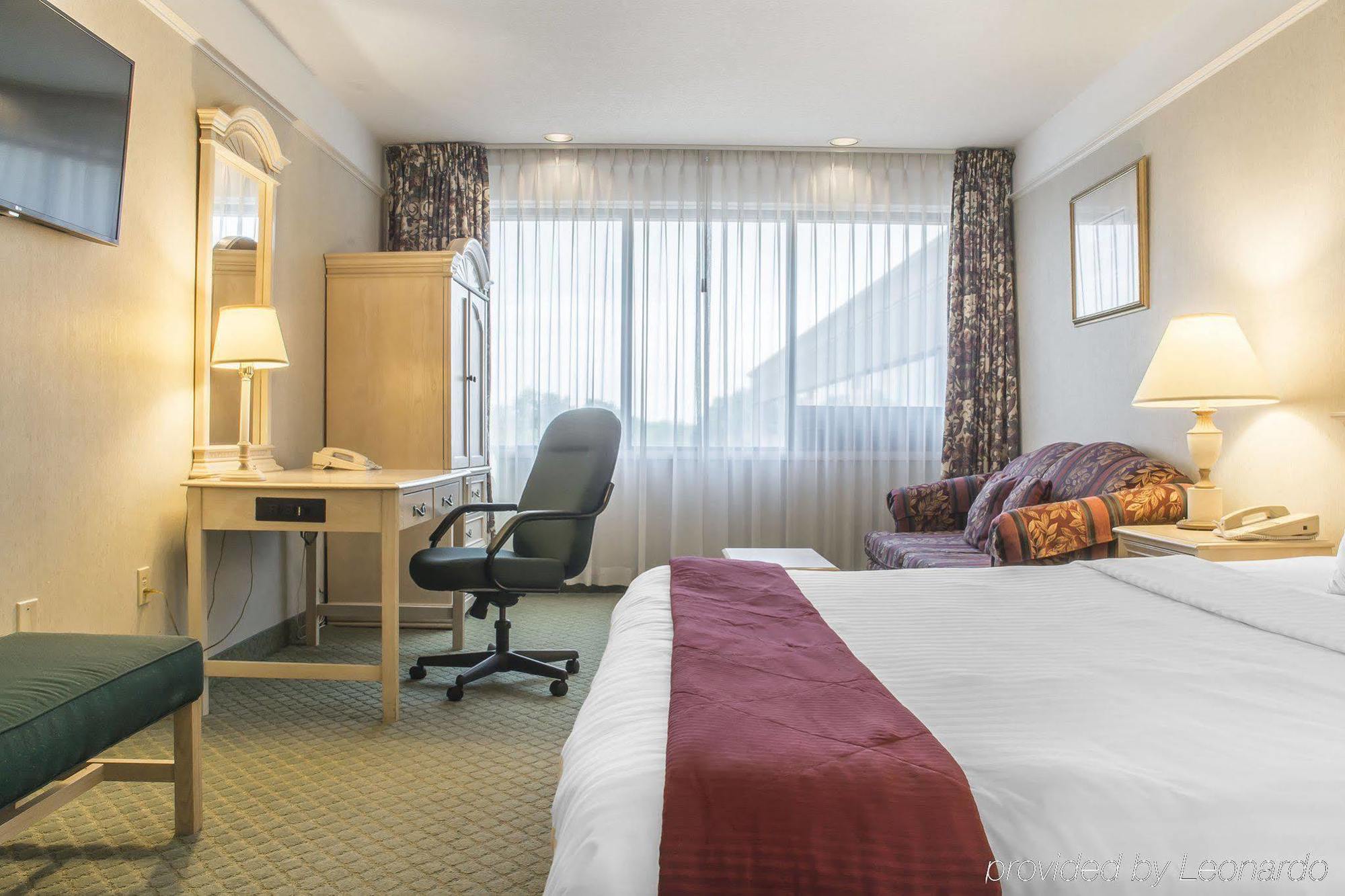 Clarion Hotel & Conference Centre Fort Erie Extérieur photo